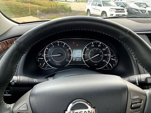 Used 2018 Nissan Armada Platinum w/ Captain Seat Package AWD/4WD image 15