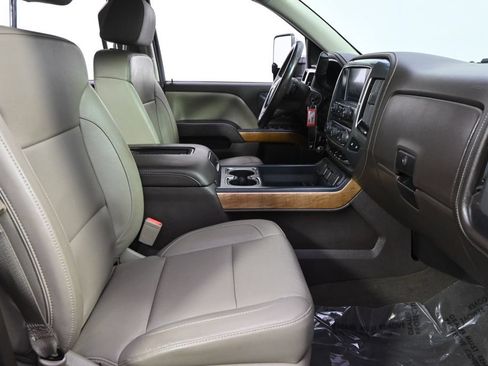 Used 2016 Chevrolet Silverado 1500 LTZ AWD/4WD image 16
