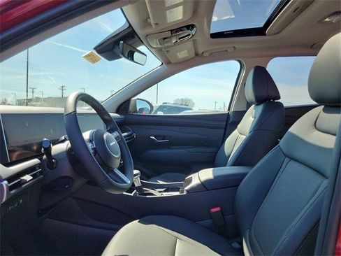 Certified 2025 Hyundai Tucson SEL image 32