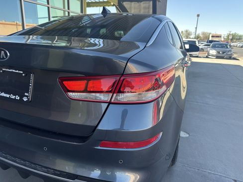 Used 2020 Kia Optima LX FWD image 14