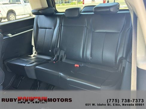 Used 2024 Ford Expedition XLT AWD/4WD image 23