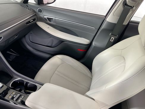 Used 2023 Hyundai Sonata Limited FWD image 25