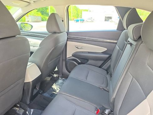 Used 2022 Hyundai Tucson SE AWD/4WD image 10