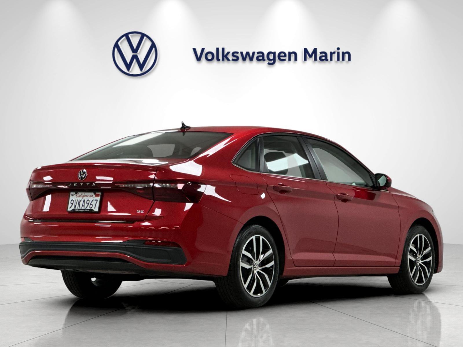 Used 2025 Volkswagen Jetta SE w/ Sunroof Package FWD image 5