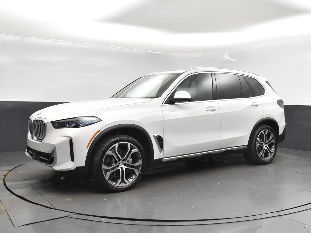 Used 2026 BMW X5 sDrive40i w/ Parking Assistance Package RWD image 3