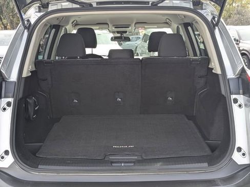 Used 2022 Nissan Rogue SV image 17