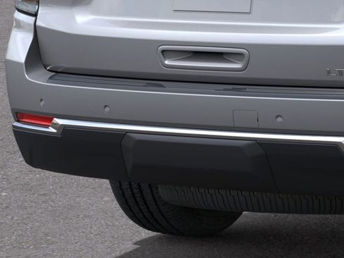 New 2026 Chevrolet Suburban LT w/ Comfort Package image 14