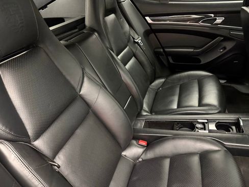 Used 2012 Porsche Panamera Turbo image 30
