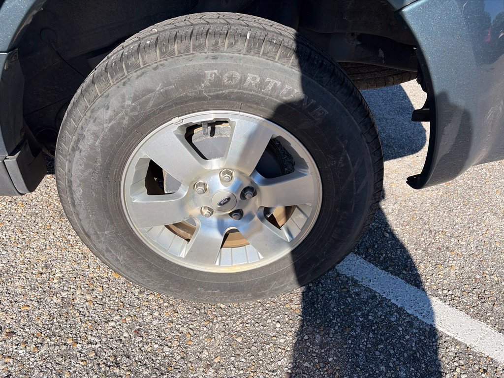 Used 2012 Ford Escape Limited FWD image 9
