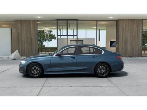 New 2026 BMW 330i xDrive Sedan w/ Premium Package AWD/4WD image 4