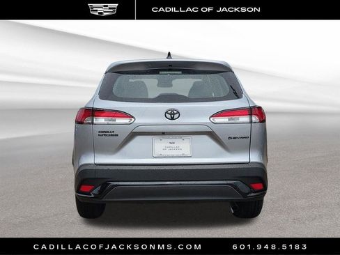 Used 2025 Toyota Corolla Cross AWD Hybrid image 6