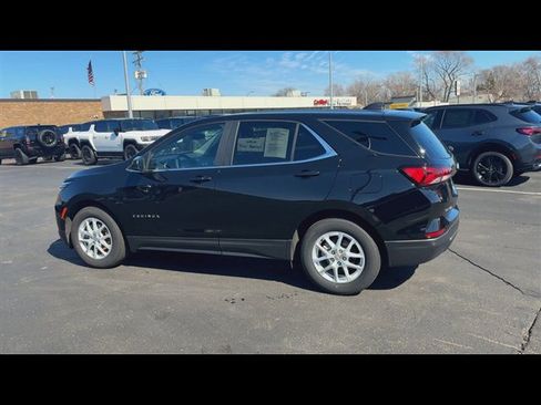 Certified 2024 Chevrolet Equinox LT w/ LPO, Floor Liner Package image 6