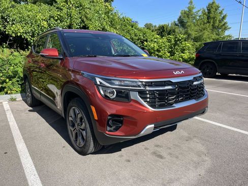 Used 2024 Kia Seltos S AWD/4WD image 1
