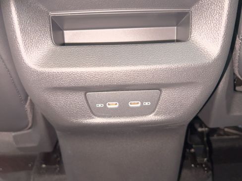 New 2026 Volkswagen Tiguan SE R-Line image 33