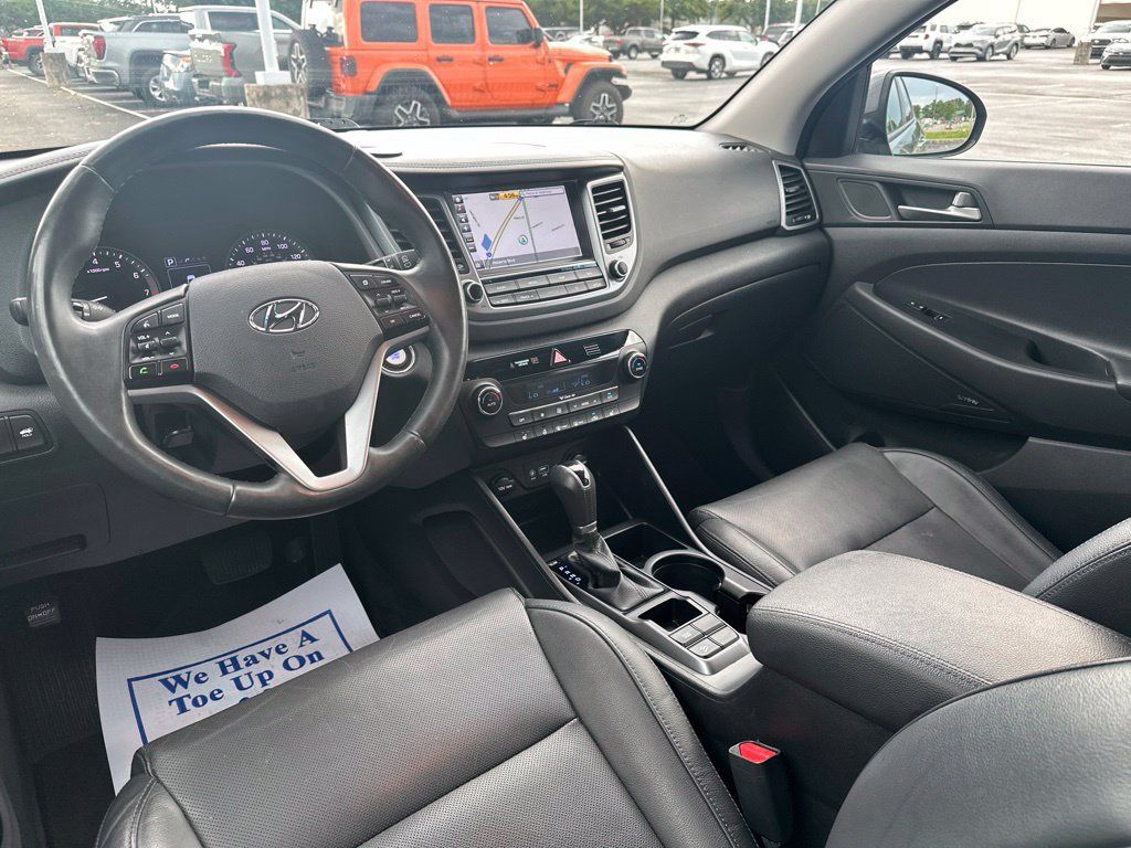 Used 2018 Hyundai Tucson Limited w/ Cargo Package FWD image 28