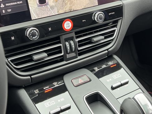 New 2026 Porsche Macan S image 28