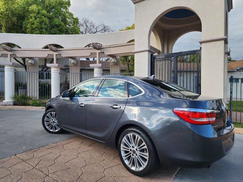 Used 2012 Buick Verano Leather image 8