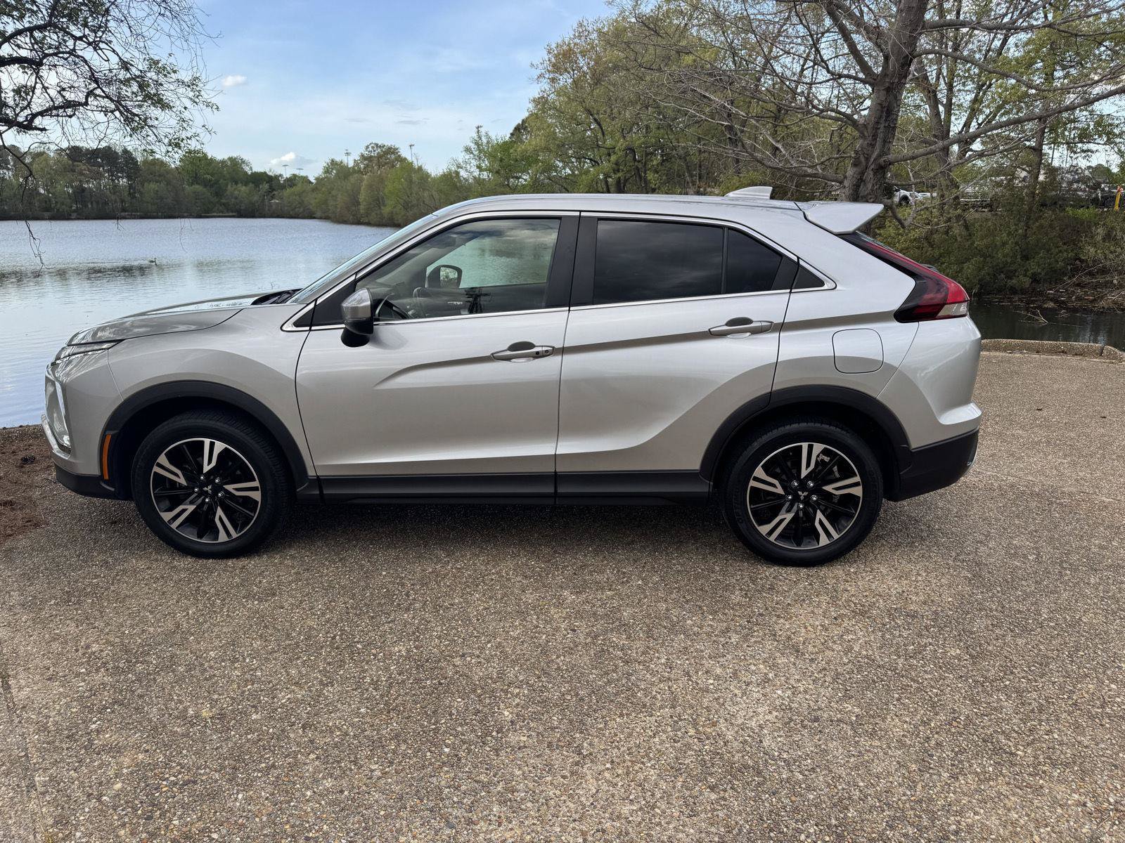 Used 2023 Mitsubishi Eclipse Cross SE AWD/4WD image 11