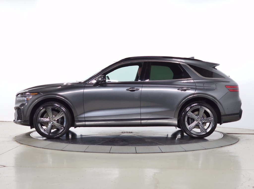 Used 2024 Genesis GV70 2.5T w/ Sport Prestige Package AWD/4WD image 4