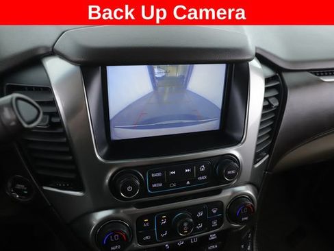 Used 2020 Chevrolet Tahoe Premier AWD/4WD image 25