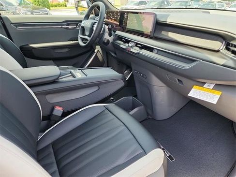 New 2026 Kia EV9 GT-Line image 18