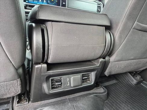 Used 2024 Chevrolet Silverado 1500 RST AWD/4WD image 18