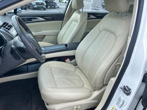 Used 2013 Lincoln MKZ AWD image 8