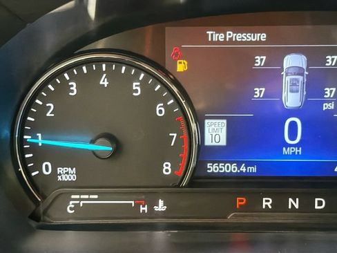 Used 2022 Ford Explorer XLT AWD/4WD image 13