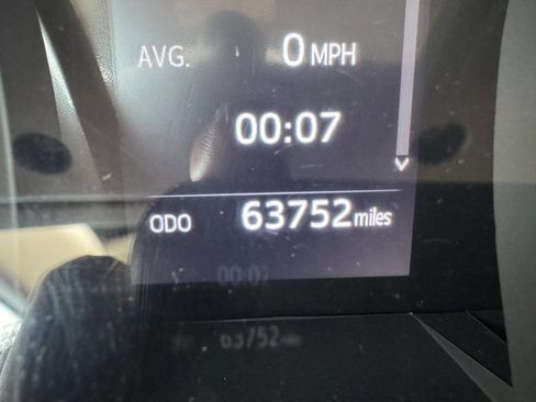 Used 2022 Toyota Camry LE image 17