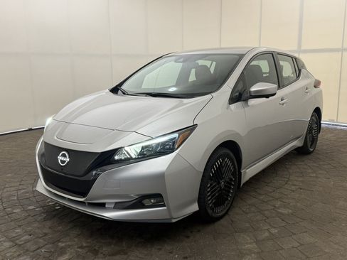 Used 2023 Nissan Leaf SV Plus FWD image 3