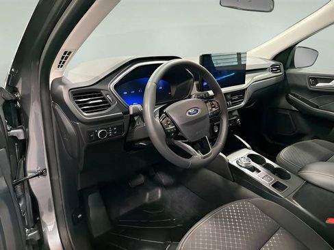 Used 2023 Ford Escape Active w/ Tech Pack #2 FWD image 11