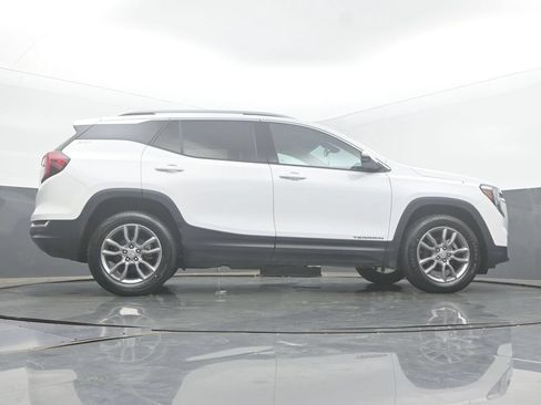 Used 2022 GMC Terrain SLT AWD/4WD image 50