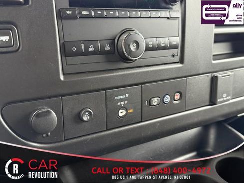 Used 2020 Chevrolet Express 2500 image 19