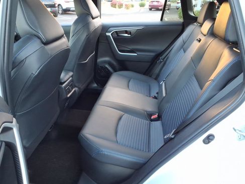 Certified 2025 Toyota RAV4 XSE w/ Advanced Technology Package AWD/4WD image 10