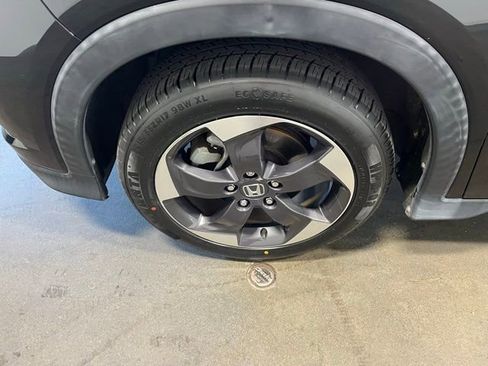 Used 2018 Honda HR-V EX-L image 30