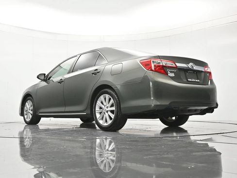 Used 2013 Toyota Camry XLE FWD image 42