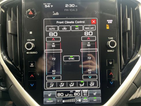 Used 2024 Subaru Ascent Premium w/ Convenience Package image 18