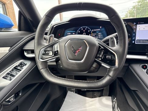 Used 2024 Chevrolet Corvette Stingray Preferred Conv w/ 2LT RWD image 16