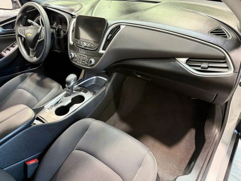 Used 2022 Chevrolet Malibu LT image 26