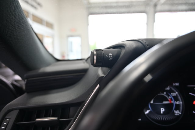 Used 2019 Lexus ES 350 w/ Accessory Package 2 FWD image 29