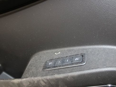 Used 2017 Chevrolet Tahoe LT image 24