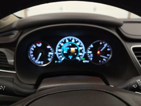 Used 2017 Buick LaCrosse Premium w/ Driver Confidence Package #2 image 17