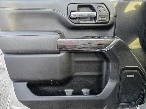 Used 2020 Chevrolet Silverado 2500 LTZ w/ LTZ Plus Package image 8