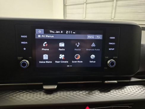 Used 2022 Kia Carnival LX image 14