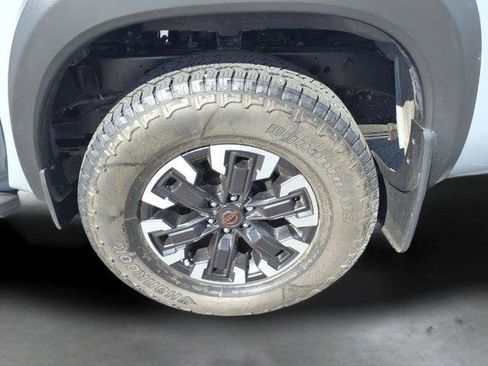 Used 2023 Nissan Frontier PRO-4X w/ Pro Convenience Package AWD/4WD image 9