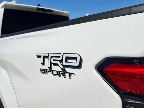 Used 2024 Toyota Tacoma TRD Sport image 8