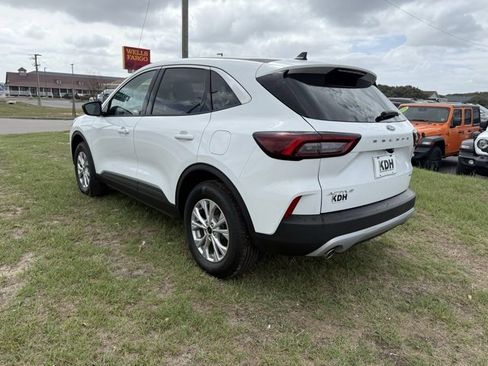 Used 2024 Ford Escape Active image 5