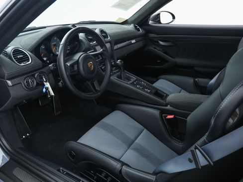 Used 2023 Porsche 718 Cayman GT4 RS RWD image 26