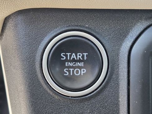 Used 2020 Land Rover Defender 110 HSE image 34