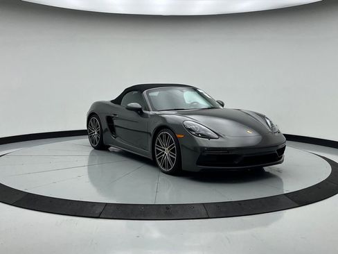 Used 2024 Porsche 718 Boxster GTS image 9